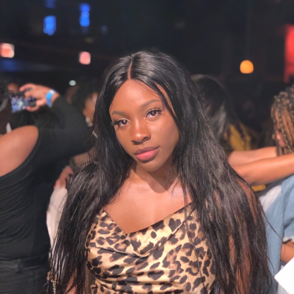 Meet your Posher, Mminika